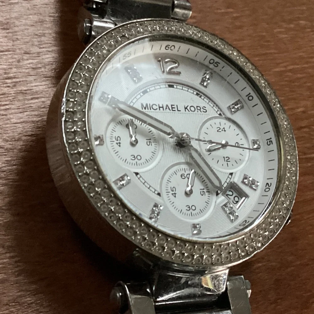 Michael Kors Parker Silver-tone Women’s Watch MK5353